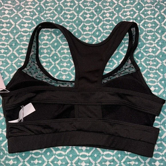 Yira medium 6/8 black sports bra dotted mesh front padded removable pads NWT - Picture 4 of 9